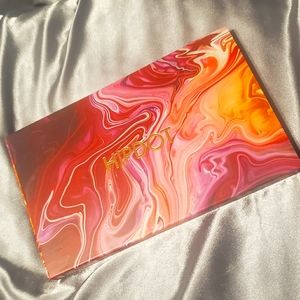 hipdot zion eyeshadow palette